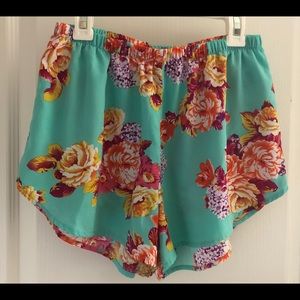 Floral print shorts w/ matching tank